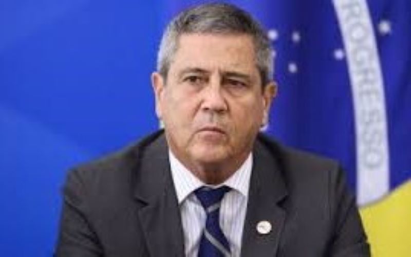General Braga Netto, ex-ministro da Casa Civil e da Defesa   
