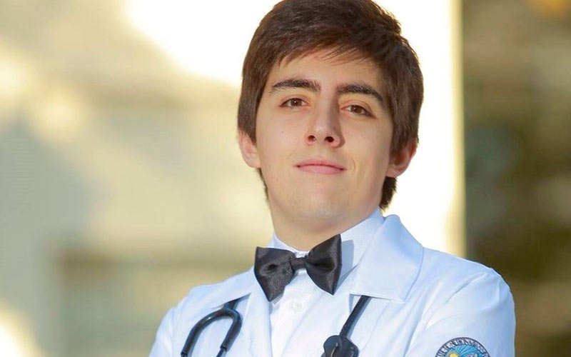 Gabriel Liguori se formou em medicina no mesmo instituto em que foi operado aos 2 anos de idade