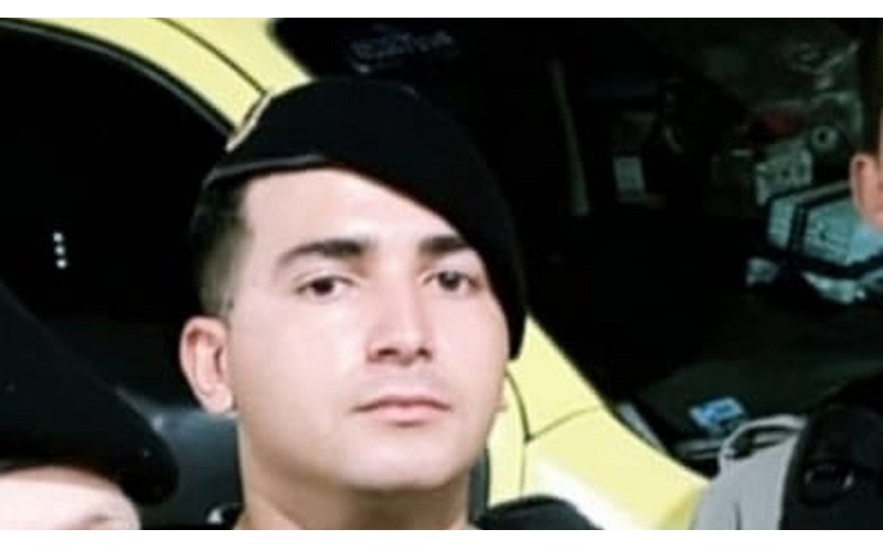 Soldado Charles Micael