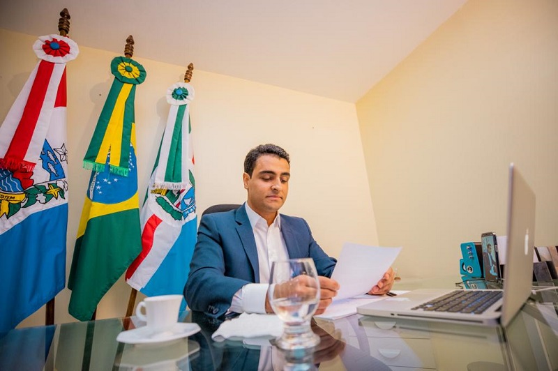 JHC critica Governo Renan Filho por reajuste na conta de água em meio à pandemia