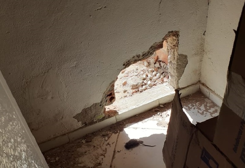 Almoxarifado da Prefeitura é arrombado e ladrões furtam vários equipamentos...