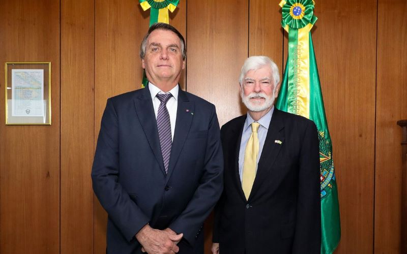 Assessor especial da Casa Branca se reúne com presidente do Brasil